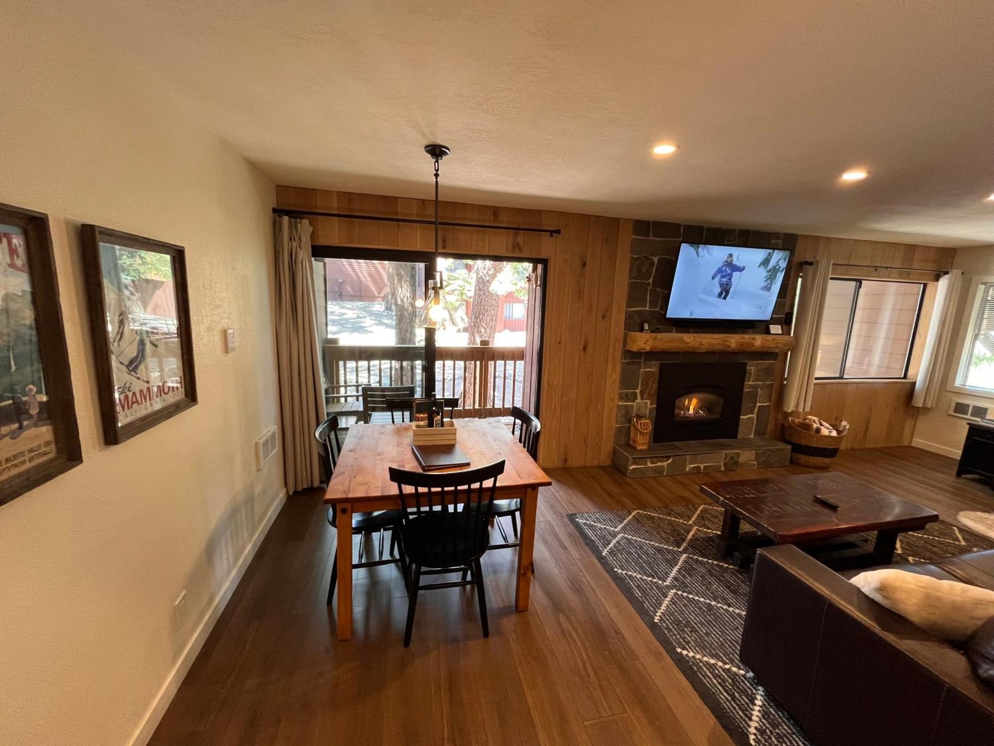 Tastefully Remodeled Condo At Mammoth Ski & Racquet Club, Hot Tub, Garage, 10 Min Walk To Ski Lifts Mammoth Lakes Kültér fotó