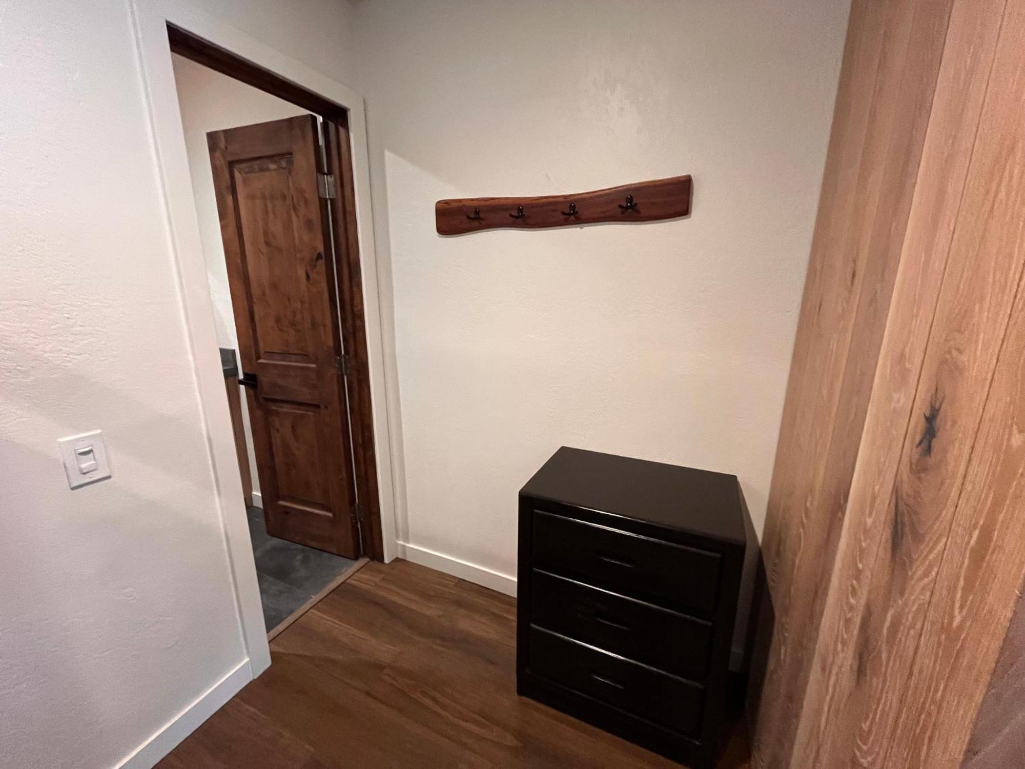Tastefully Remodeled Condo At Mammoth Ski & Racquet Club, Hot Tub, Garage, 10 Min Walk To Ski Lifts Mammoth Lakes Kültér fotó