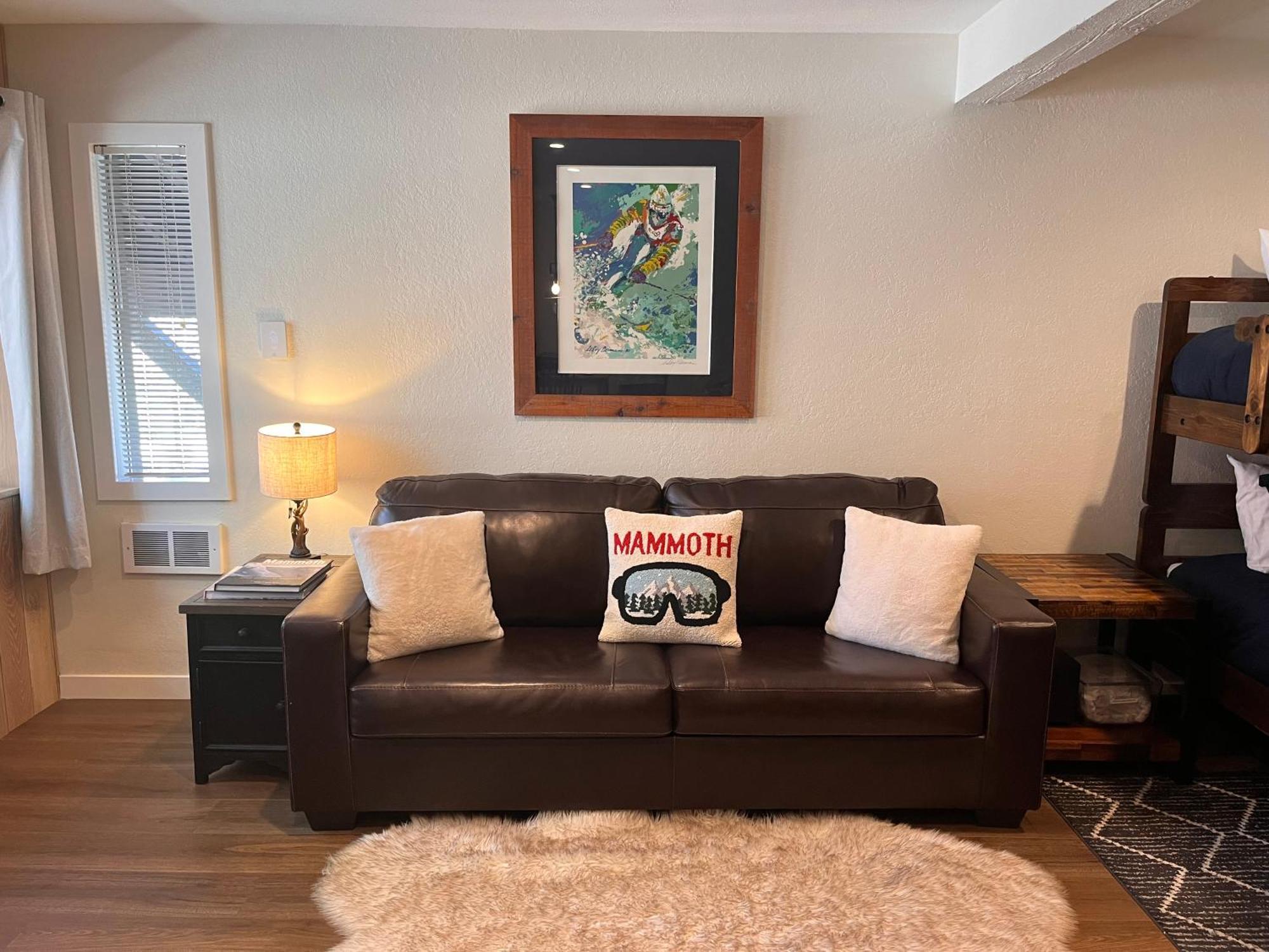 Tastefully Remodeled Condo At Mammoth Ski & Racquet Club, Hot Tub, Garage, 10 Min Walk To Ski Lifts Mammoth Lakes Kültér fotó